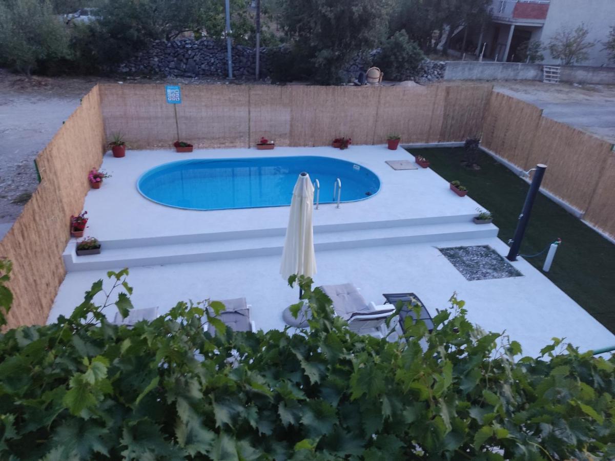 Apartmani Bruna Bilice Vrulje  Exteriör bild